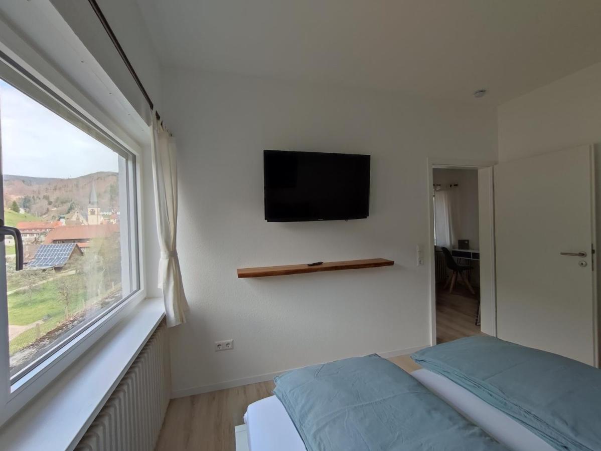 Steepleview House Bed and Breakfast Bad Peterstal-Griesbach Eksteriør billede