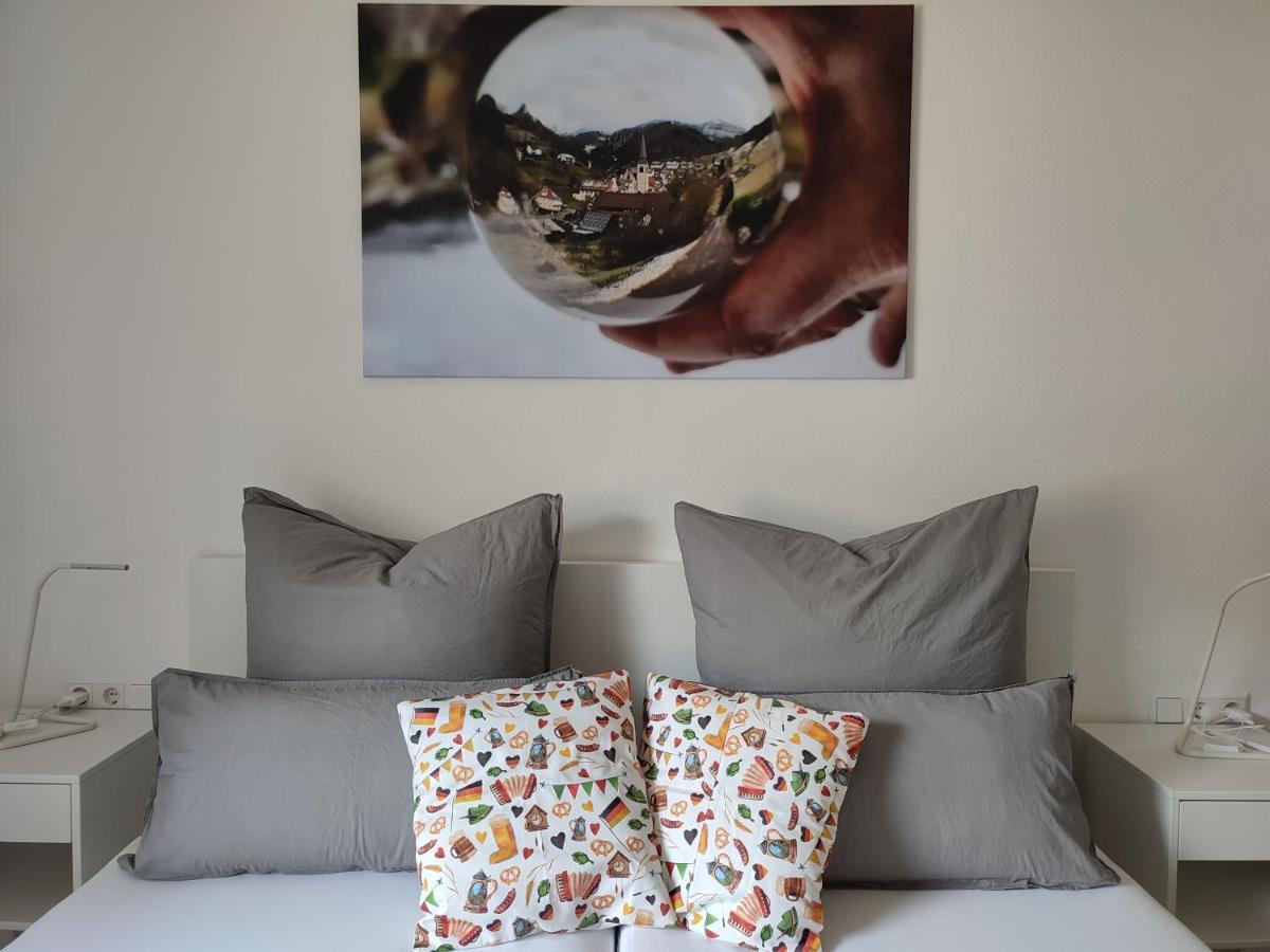 Steepleview House Bed and Breakfast Bad Peterstal-Griesbach Eksteriør billede