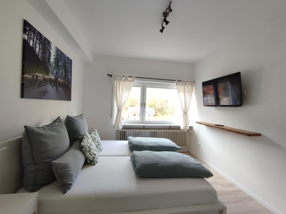 Steepleview House Bed and Breakfast Bad Peterstal-Griesbach Eksteriør billede